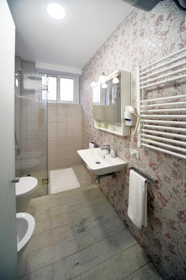 Konak Rooms L Skanderbeg Square Tirana Zewnętrze zdjęcie